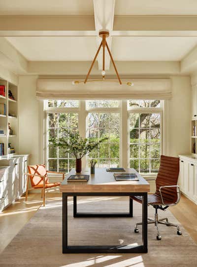  Contemporary Family Home Office and Study. Old Greenwich by Chango & Co..