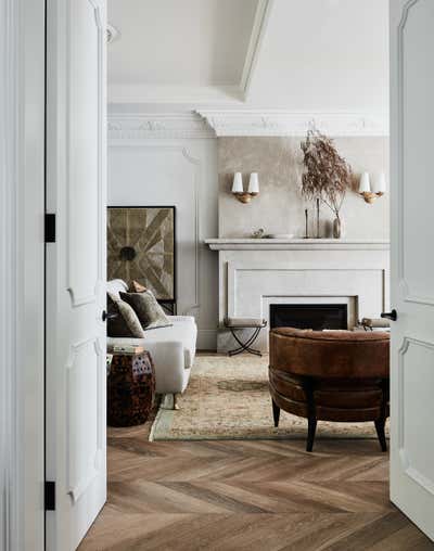  Transitional Living Room. Yarranabbe House by Kate Nixon.