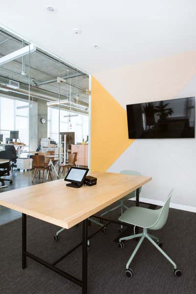  Mid-Century Modern Meeting Room. All Turtles by Ruskin Design.