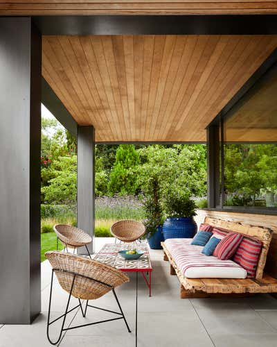  Country Family Home Patio and Deck. East Hampton Residence  by Neal Beckstedt Studio.