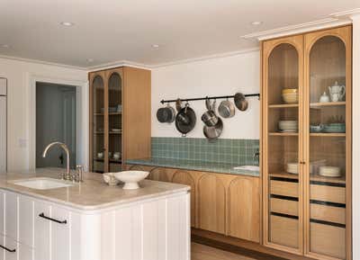  Preppy Hollywood Regency Family Home Kitchen. Hook Pond Residence by Workstead.