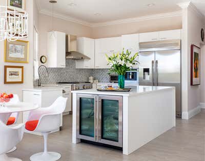  Transitional Vacation Home Kitchen. West Palm Beach by Goralnick Architecture and Deisgn.