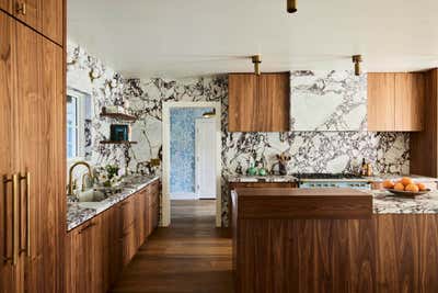  Mid-Century Modern Beach House Kitchen. Ponte Vedra by Bunsa Studio.