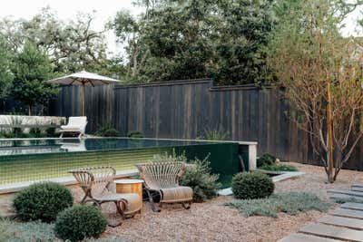  Scandinavian Family Home Patio and Deck. Austin Tx, Oasis by Cityhome Collective.