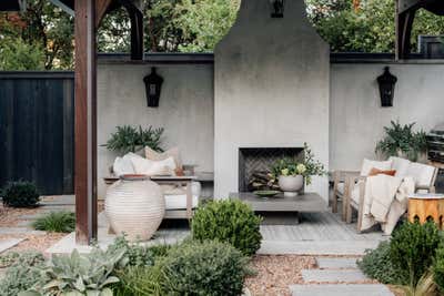  Organic Family Home Patio and Deck. Austin Tx, Oasis by Cityhome Collective.