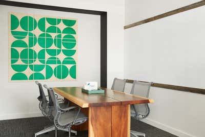  Mid-Century Modern Modern Office Meeting Room. EquityBee by Ruskin Design.