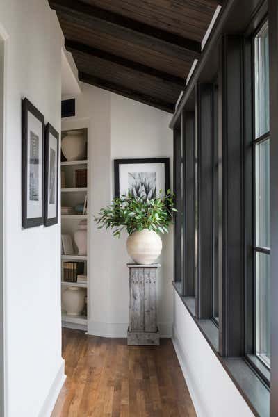  Traditional Entry and Hall. Austin Residence by BHDM Design.