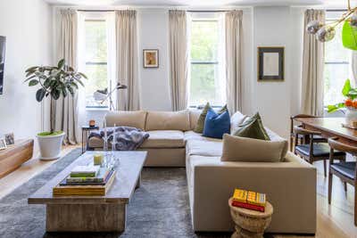 Contemporary Living Room. Flatiron 2 bedroom by Sam Tannehill Interiors.
