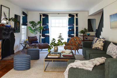  English Country Mid-Century Modern Family Home Living Room. Goodland by Lindsay Pennington Inc..