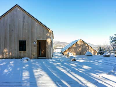 Modern Patio and Deck. Windham Ski House by Elizabeth Roberts Architects.