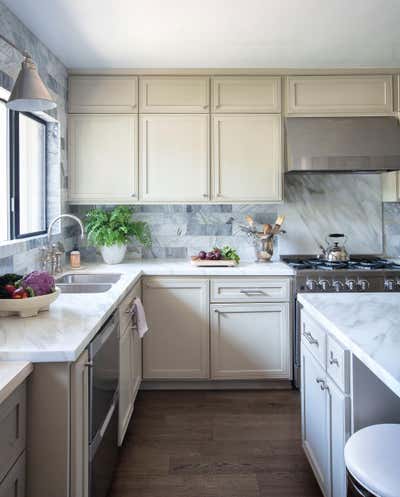  Transitional Family Home Kitchen. El Caballero by Lindsay Pennington Inc..