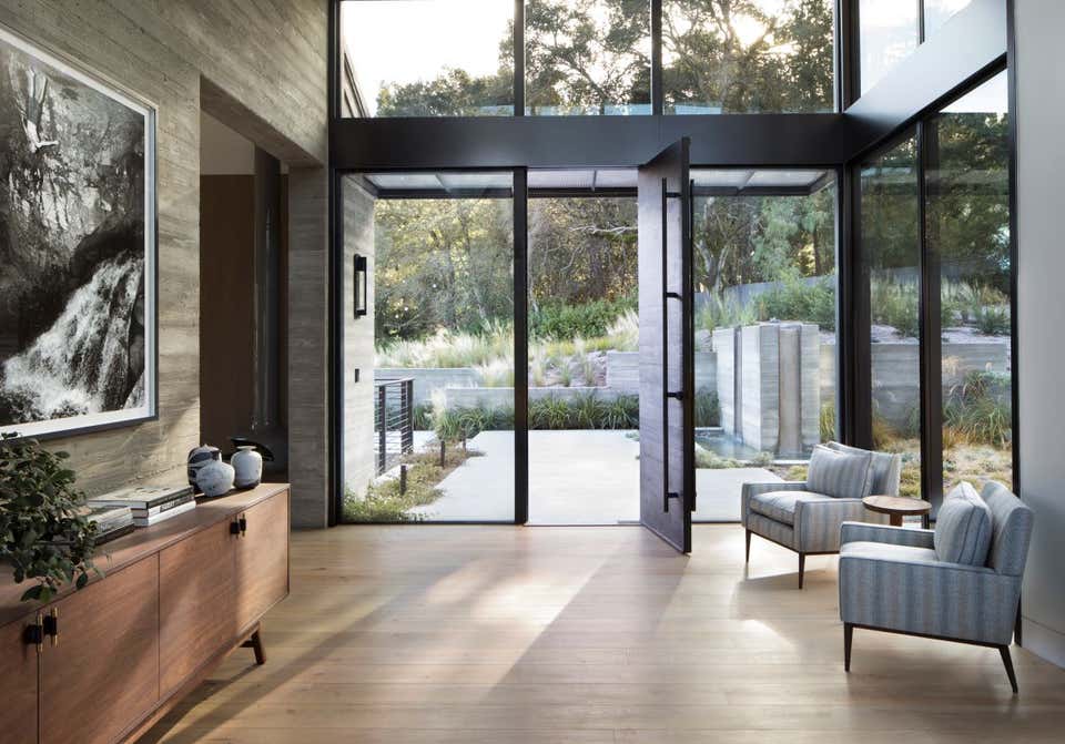 Modern Entry and Hall Design Ideas - 1,729 Pictures | 1stDibs