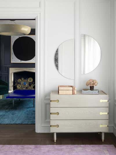  Minimalist Family Home Bedroom. Pacific by Geoffrey De Sousa Interior Design.