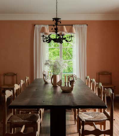  Eclectic Family Home Dining Room. Tropical  by Courtney Applebaum Design.