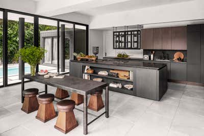 Mid-Century Modern Organic Family Home Kitchen. Coconut Grove Modern by Collarte Interiors.