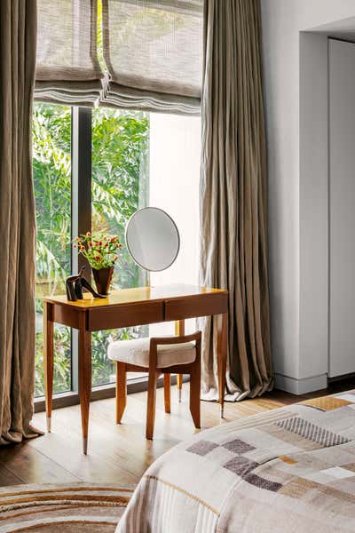  Organic Bedroom. Coconut Grove Modern by Collarte Interiors.