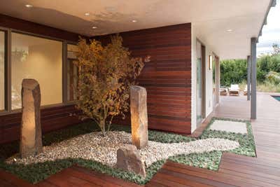  Beach Style Exterior. Sustainable Beach House by Maienza Wilson.