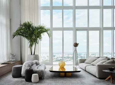 Minimalist Living Room. Miami Beach Penthouse by Collarte Interiors.