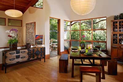  Cottage Living Room. Montecito Garden Beach House by Maienza Wilson.