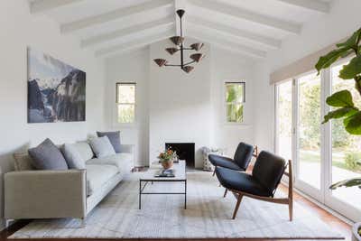  Mid-Century Modern Family Home Living Room. Ocean Park Spanish by Shapeside.