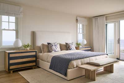  Beach Style Bedroom. Ocean County Beach House by Chango & Co..