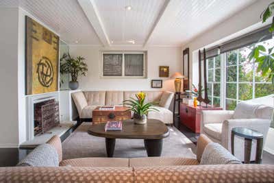  Mid-Century Modern Country House Living Room. Hollywood Hills Byrd House by Maienza Wilson.