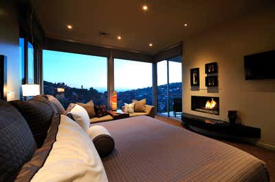 Modern Country House Bedroom. Hollywood Hills Contemporary by Maienza Wilson.