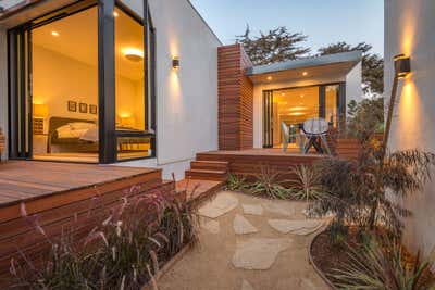  Beach Style Cottage Country House Exterior. Los Angeles Modern Bungalow by Maienza Wilson.
