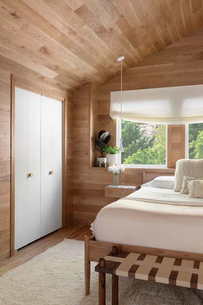  Contemporary Vacation Home Bedroom. Lakefront Modern by Lauren Johnson Interiors.