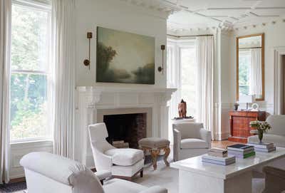 Contemporary Living Room. Gallerist's Residence by Lisa Tharp Design.