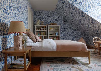  Country Arts and Crafts Family Home Bedroom. Brooklyn Heights Townhouse by White Arrow.