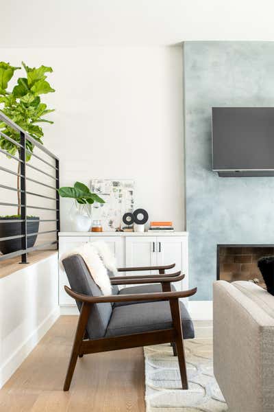  Minimalist Living Room. Palo Verde by LH.Designs.