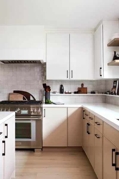  Minimalist Transitional Family Home Kitchen. Bristol by LH.Designs.