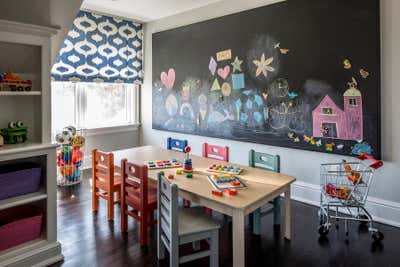 Transitional Children's Room. Greenwich Colonial by Lisa Frantz Interior.