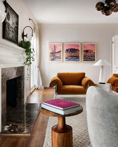  Western Family Home Living Room. Greenway Parks by Garza Interiors.