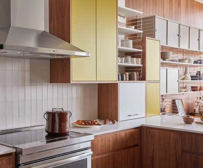  Mid-Century Modern Apartment Kitchen. San Francisco Eichler by Form + Field .