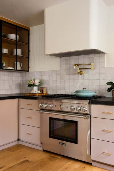  Modern Family Home Kitchen. Craftsman Oasis by Cinquieme Gauche.