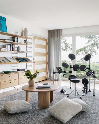  Contemporary Family Home Workspace. Oakland Contemporary by Form + Field .