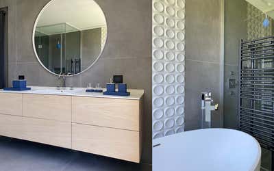  Modern Vacation Home Bathroom. Private Residence Mountain Retreat by Marcelo Lucini Studio.