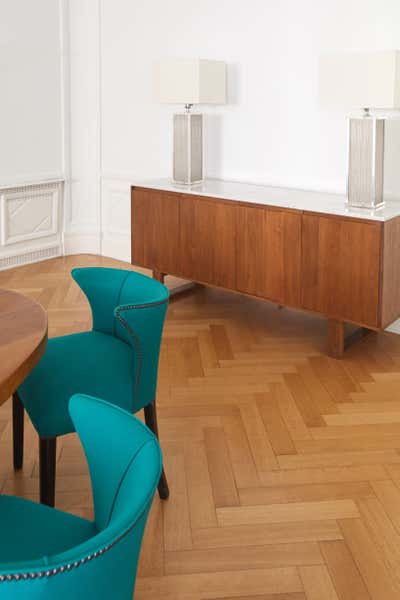  French Mid-Century Modern Apartment Dining Room. Private French Modern Resindece by Marcelo Lucini Studio.