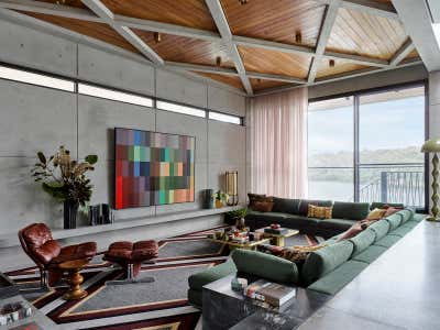  Industrial Family Home Living Room. Kyle Bay House by Greg Natale.