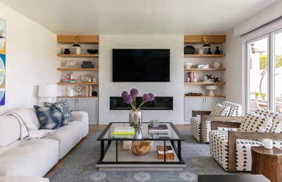  Mid-Century Modern Beach House Living Room. SoCal Living by Mehditash Design LLC.