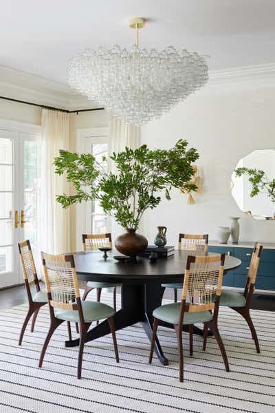 Transitional Dining Room. Greenwich by Rachel Sloane Interiors.