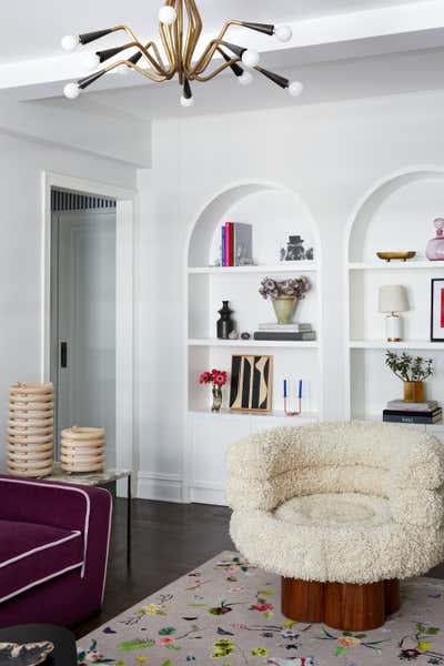 Transitional Living Room. Gramercy by Rachel Sloane Interiors.