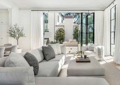  Contemporary Family Home Living Room. Hillsborough IV by Heather Hilliard Design.