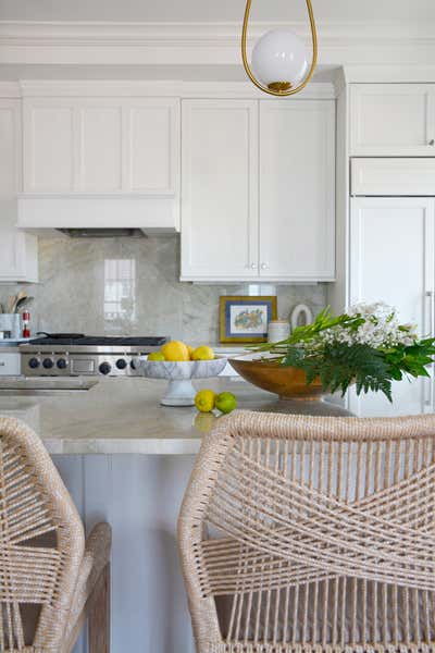 Eclectic Apartment Kitchen. Arts District by Eclectic Home.