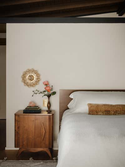  Mid-Century Modern Family Home Bedroom. Pasadena by Another Human.