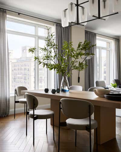  Contemporary Mid-Century Modern Apartment Dining Room. Upper West Side Pied-à-terre by Studio AK.