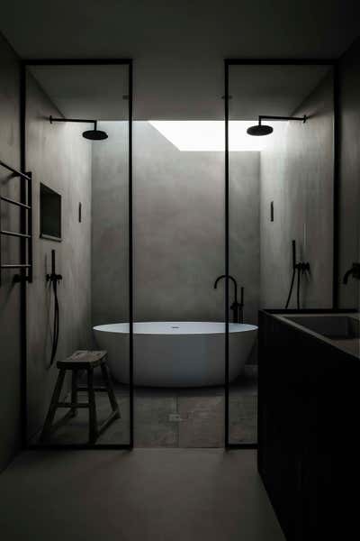  Contemporary Family Home Bathroom. Lentisco by Estudio Gomez Garay.