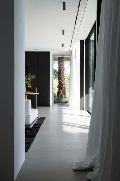 Contemporary Living Room. Lentisco by Estudio Gomez Garay.